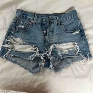 Distressed Levi’s 501 Shorts size 25